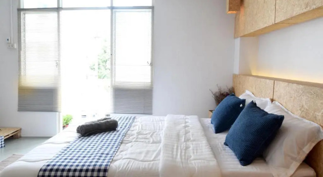 Кровать в общем номере Hugger Hostel