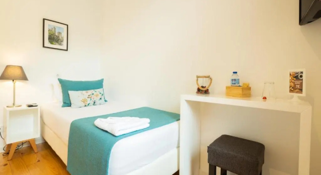 Номер Standard Mystay Porto Batalha