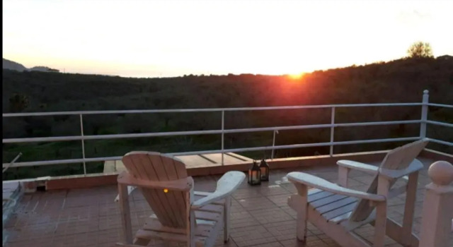 Full Green Stay, Rezerwuj Hotel Hotele w Trifylia z basenem, Basen