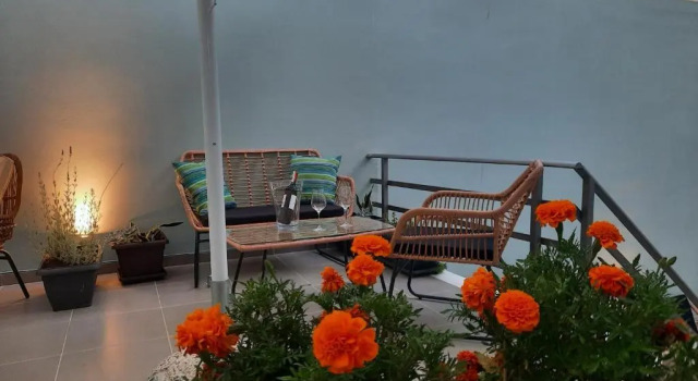 Полулюкс Deluxe Melenia Suites