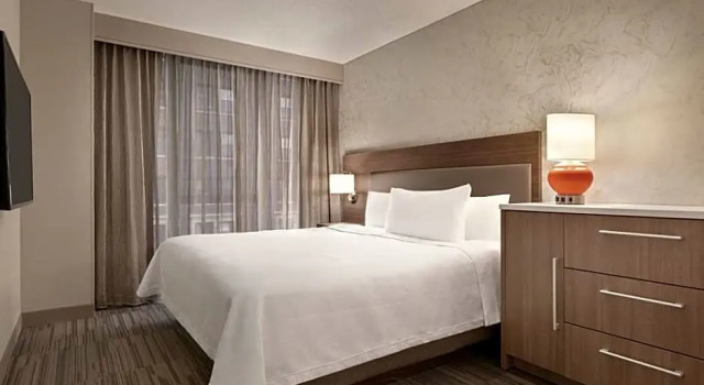 Двухместный люкс c 1 комнатой с видом на город Home2 Suites By Hilton Chicago River North