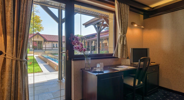Двухместный номер Standard с балконом Hotel Snagov Club