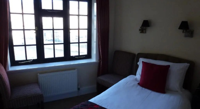 Номер Standard Royal Hotel