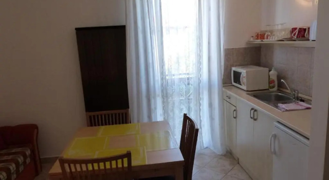 Апартаменты Toscana Lakeside Apartments I - II