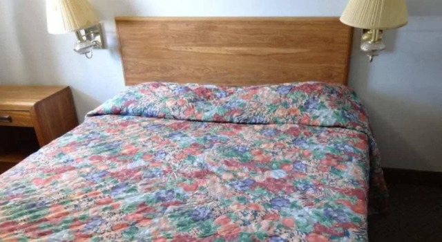 Budget Inn - Sparta, Prenota Hotel Sparta Illinois