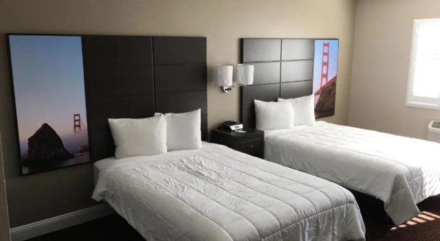 Четырёхместный номер Standard Vallejo Inn