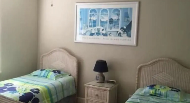 Коттедж 431 Edgewater Ct