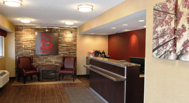 Red Roof Inn PLUS+ Pittsburgh South - Airport, 预订 酒店 匹兹堡 宾夕法尼亚州