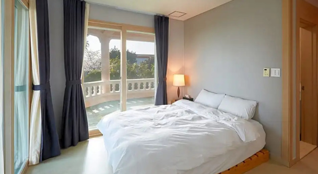 Люкс c 1 комнатой Lavenders Pension (Pet friendly)