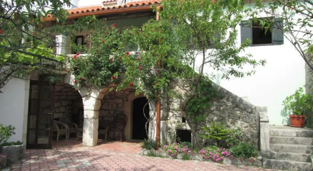Country House Zora, Забронировать Отель Бласковичи 