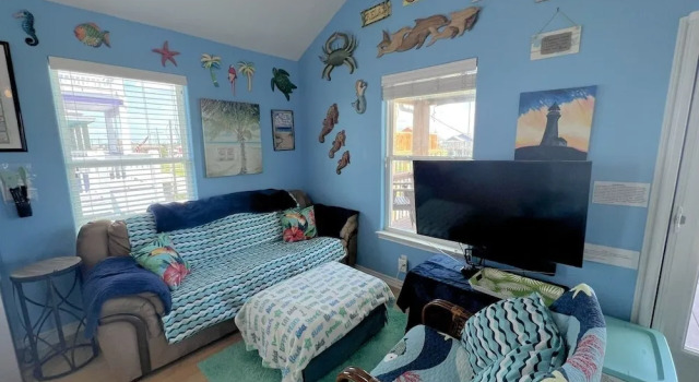 Blue Beacon 2 Bedroom Home by Redawning, Book Feriehus Bolivar Peninsula Houston