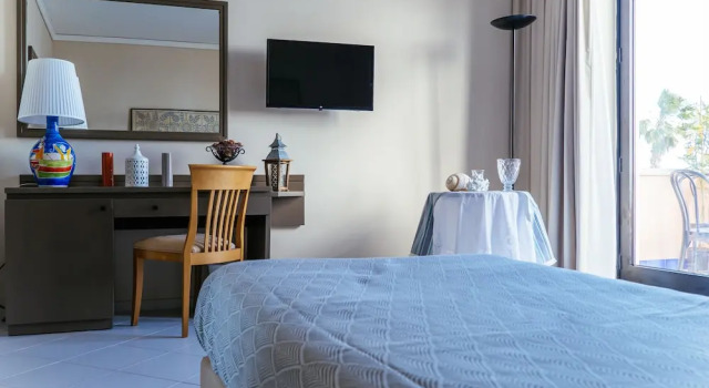 Номер Comfort Palm Beach Club Casteldaccia