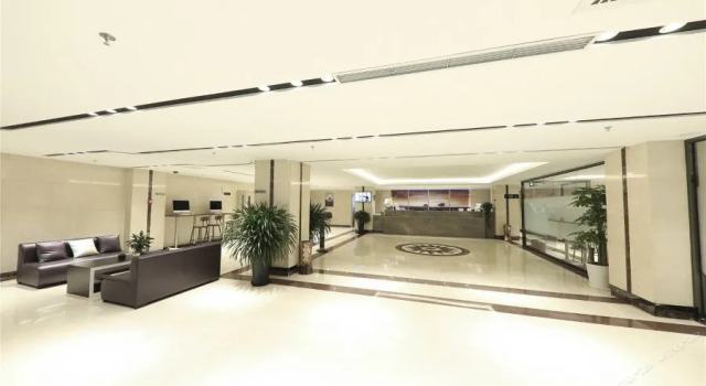 Yang Qiao Hotel, Забронировать Отель Отели Дасин с бассейном, Бассейн