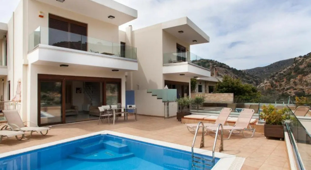Вилла Superior Palaiokastro Villas & Studios