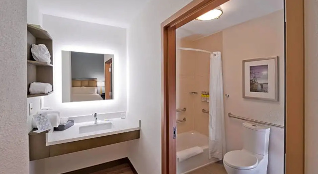 Номер Standard Candlewood Suites Baltimore - Inner Harbor by IHG