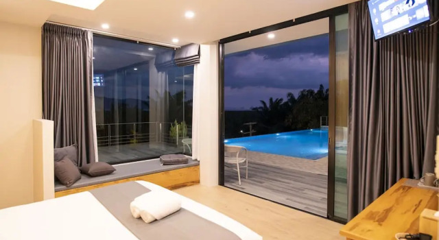 Номер Deluxe Ao Luek Panoramic Pool-SHA Plus