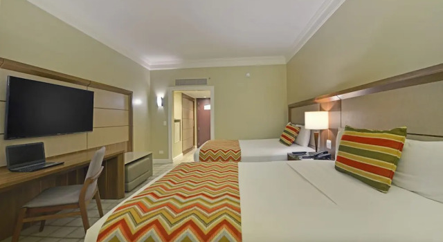 Двухместный номер Standard с балконом Hotel Deville Prime Salvador