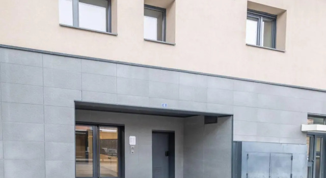 Apartment with balcony near downtown, Забронировать Апартаменты/квартира Кран-Жеврие Озеро Анси