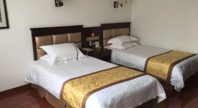Dongzhu Hotel, Prenota Hotel Hotel a Chizhou con parcheggio, Parcheggio