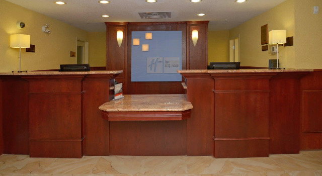Holiday Inn Express Hotel & Suites Edson, an IHG Hotel, Reserva ahora Hotel Edson Central Alberta