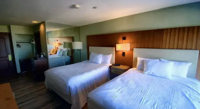 Четырёхместный номер Deluxe The Retreat on Charleston Peak