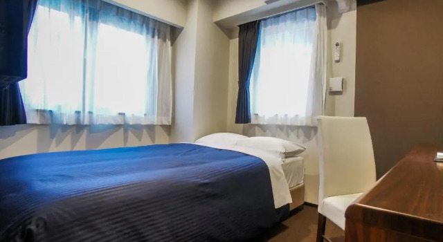 Двухместный номер Standard HOTEL LiVEMAX Umeda Doyama
