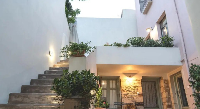 Quattro domus 4-historical townhouse, Забронировать Отель Ираклион Центральный Крит