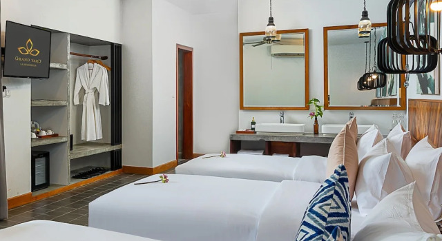 Трёхместный номер Standard с балконом Grand Yard La Residence