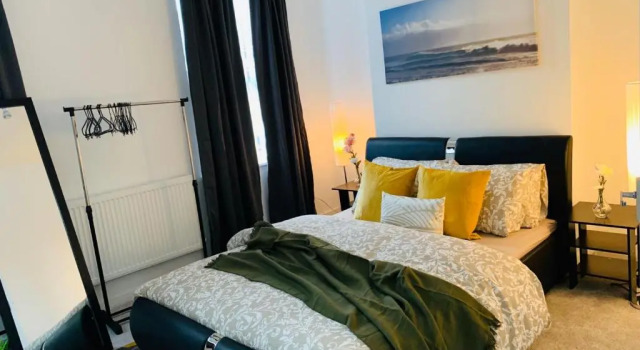 Stylish, Spacious & Luxurious Home - Parking, Prenota Hotel Liverpool Merseyside
