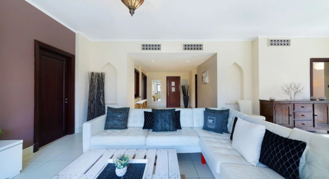 Maison Privee - Zaafaran 2, Забронировать Апартаменты/квартира Даунтаун Дубай , рядом с Дубайский аквариум