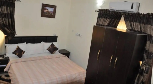 Номер Deluxe с красивым видом из окна Western Dreams Hotel