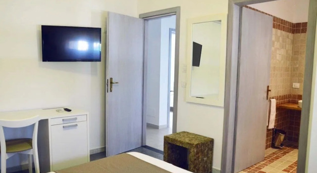 Il Principe salento, Book Hotel Hotels in Mesagne with Parking, Parking