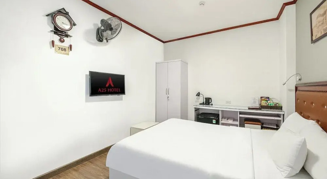 Люкс A25 Hotel - 185-187 Lò Đúc