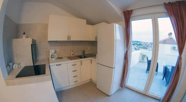 Апартаменты Apartments Leut