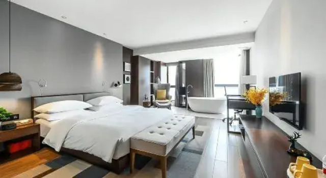 Люкс Pearl River No.1 River View Hotel