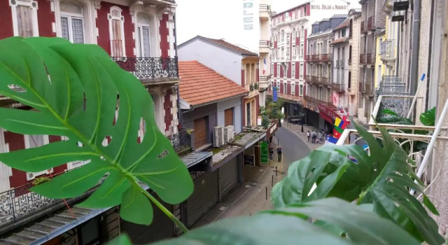 Студия Bernadette Cosy Flat - 3 minutes walk main door to sanctuary entrance- Old Town - Bernadette de Soubirouss neighborhood - Chapel for Prayer on site