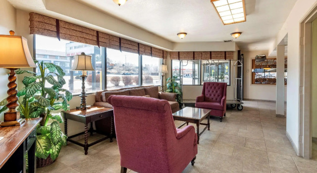 Четырёхместный люкс Quality Inn Grand Junction near University
