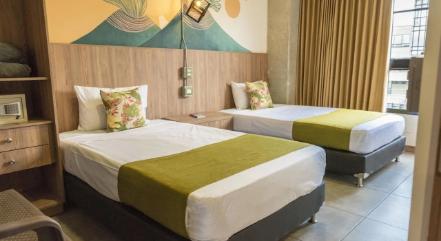 Двухместный номер Deluxe с видом на город Los Patios Hostel Medellin