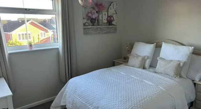 Peak District - 2 Beds - Sleeps 4 - Pet Friendly
