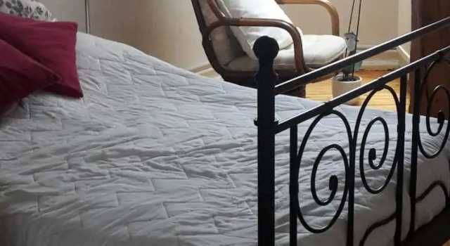 Private Room Stolzestraße, Забронировать Отель Ганновер Нижняя Саксония, рядом с Театр "Коммедиа Футура" на заводе "Айсфабрик"