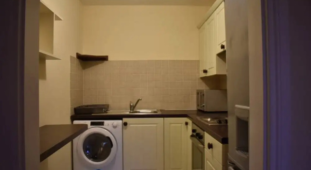 Bright 2 Bedroom Apartment With Balcony in City Centre, Забронировать Апартаменты/квартира Дублин Каунти Дублин, рядом с Городская усадьба Пауэрскортов