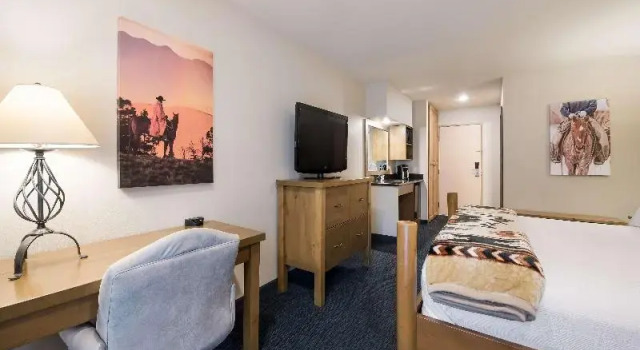 Номер Standard с балконом Best Western Plus Kentwood Lodge