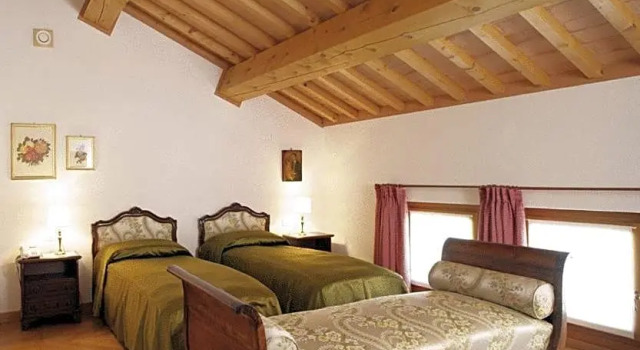 Полулюкс Villa Busta Hotel