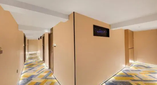 Chengyi Selected Hotel (Optical Valley Plaza Yangjiawan Subway Station Branch), Забронировать Отель Ухань Хубэй, рядом с South Central University for Nationalities