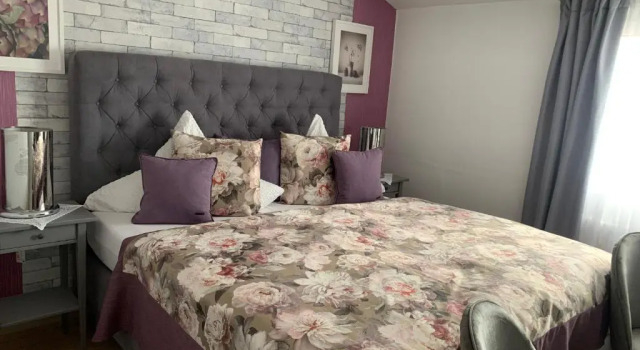 Pension Zweck, Prenota Hotel Goessweinstein Bayreuth