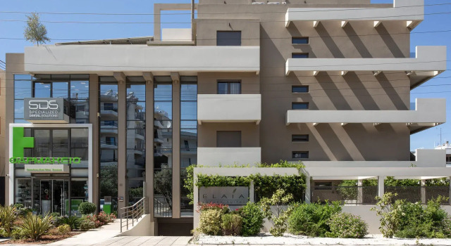 Elaia Luxury Suites