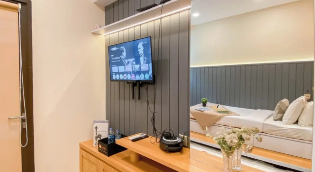 Студия Standard Cozy Studio Apartemen Transpark Cibubur by Royal Home Indonesia
