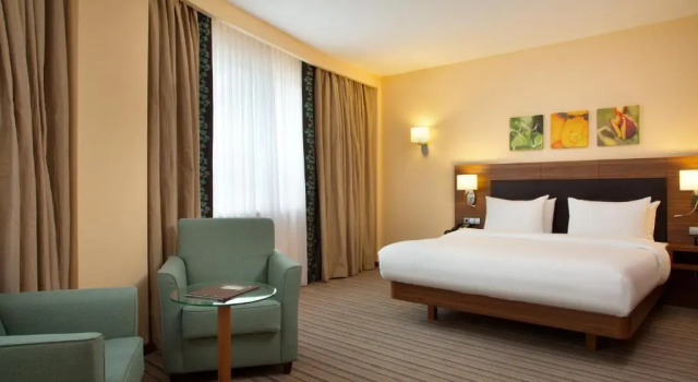 Двухместный полулюкс Hilton Garden Inn Ufa Riverside