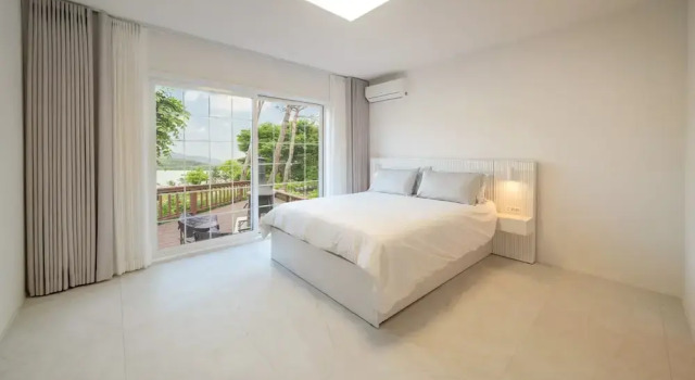 Gyeongju Road 207 Private Pension, Забронировать Отель Отели провинции Кёнсан-Пукто с парковкой, Парковка