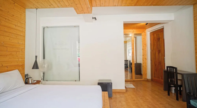 Номер Superior Hotel Ishan A Riverside Retreat